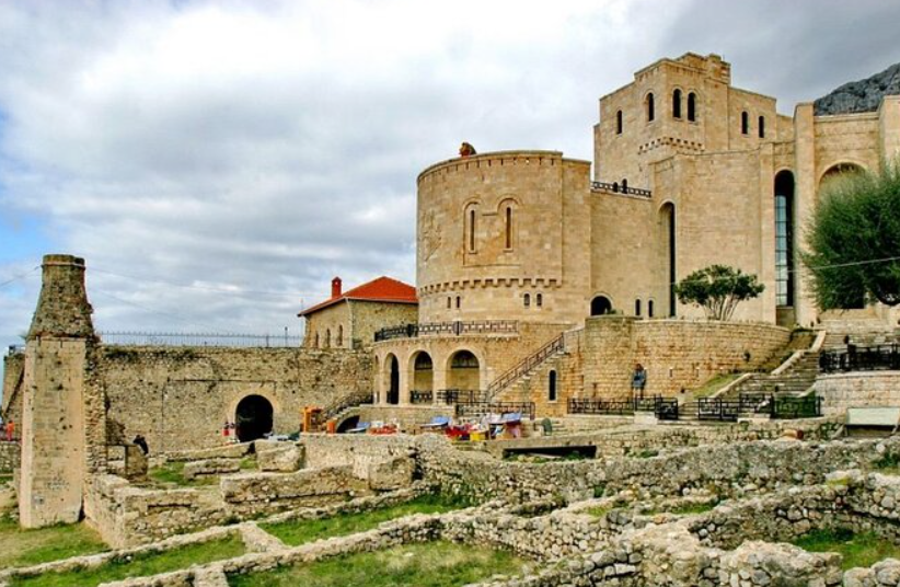 Krujë Castle &amp; Skanderbeg Museum, Krujë, Durrës County, Albania